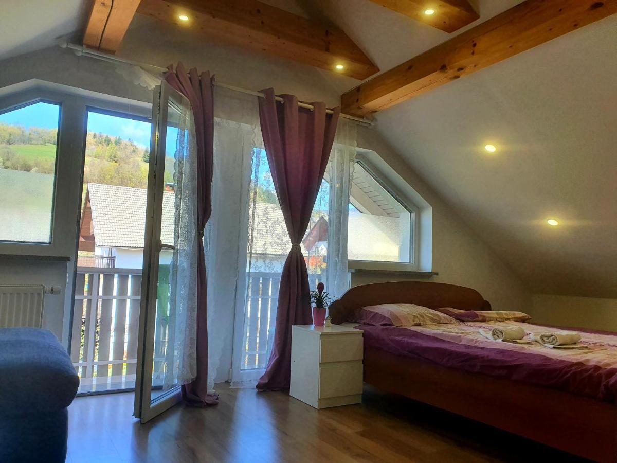 Apartma David Згорнє Горє Екстер'єр фото
