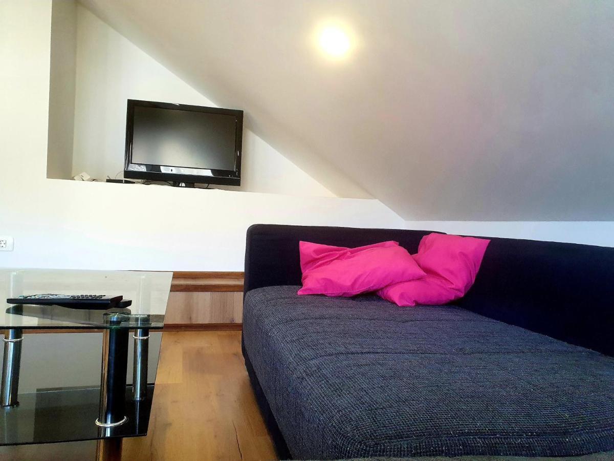Apartma David Згорнє Горє Екстер'єр фото